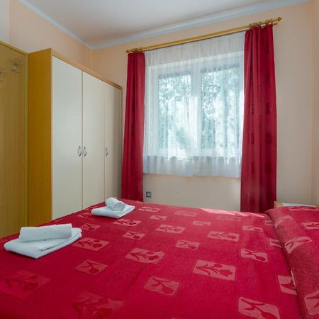 Apartments Maria Пореч Екстериор снимка