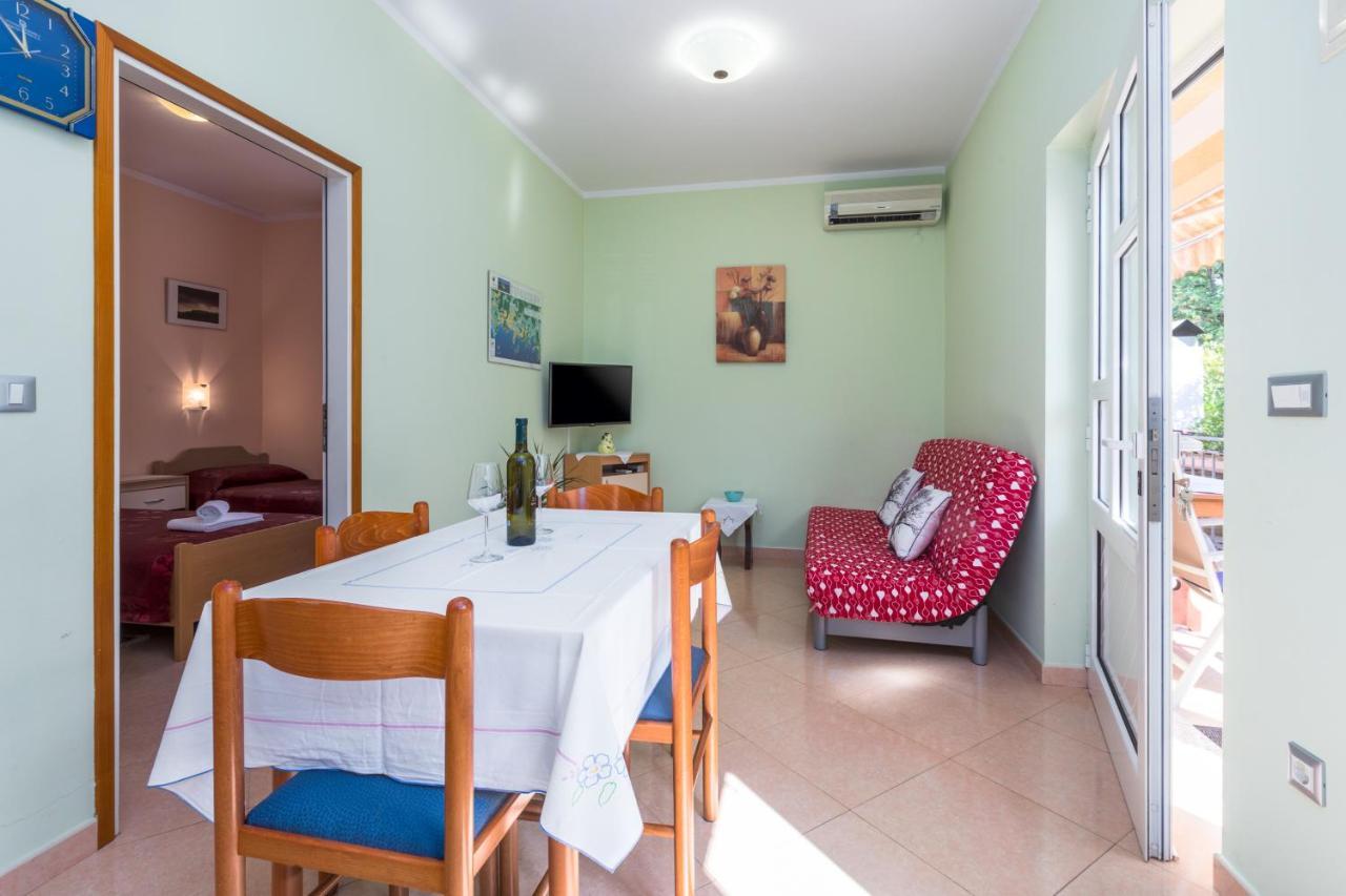 Apartments Maria Пореч Екстериор снимка