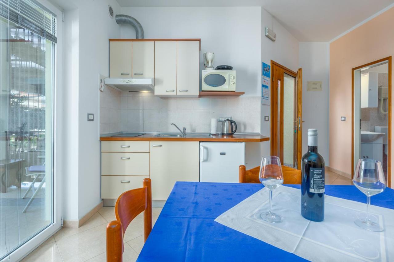 Apartments Maria Пореч Екстериор снимка