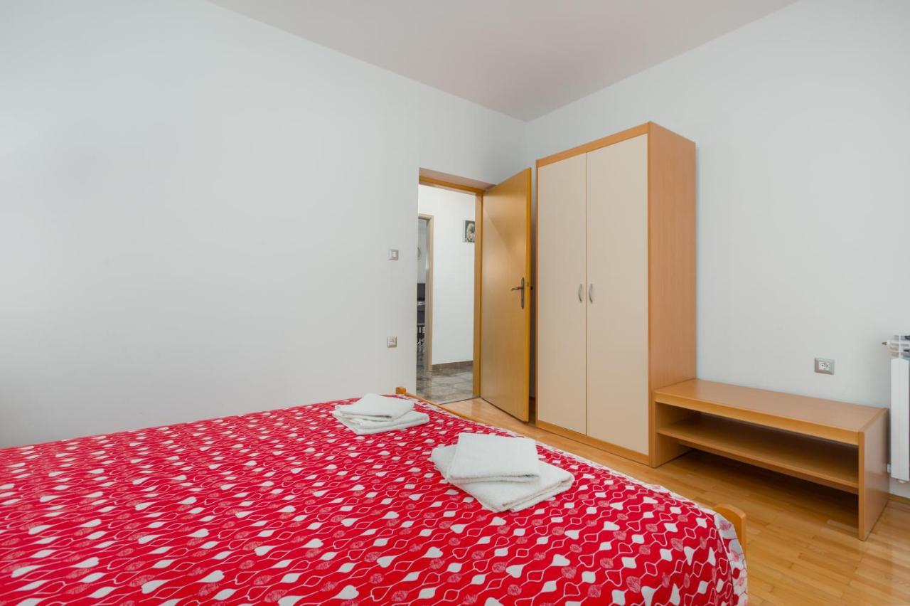 Apartments Maria Пореч Екстериор снимка