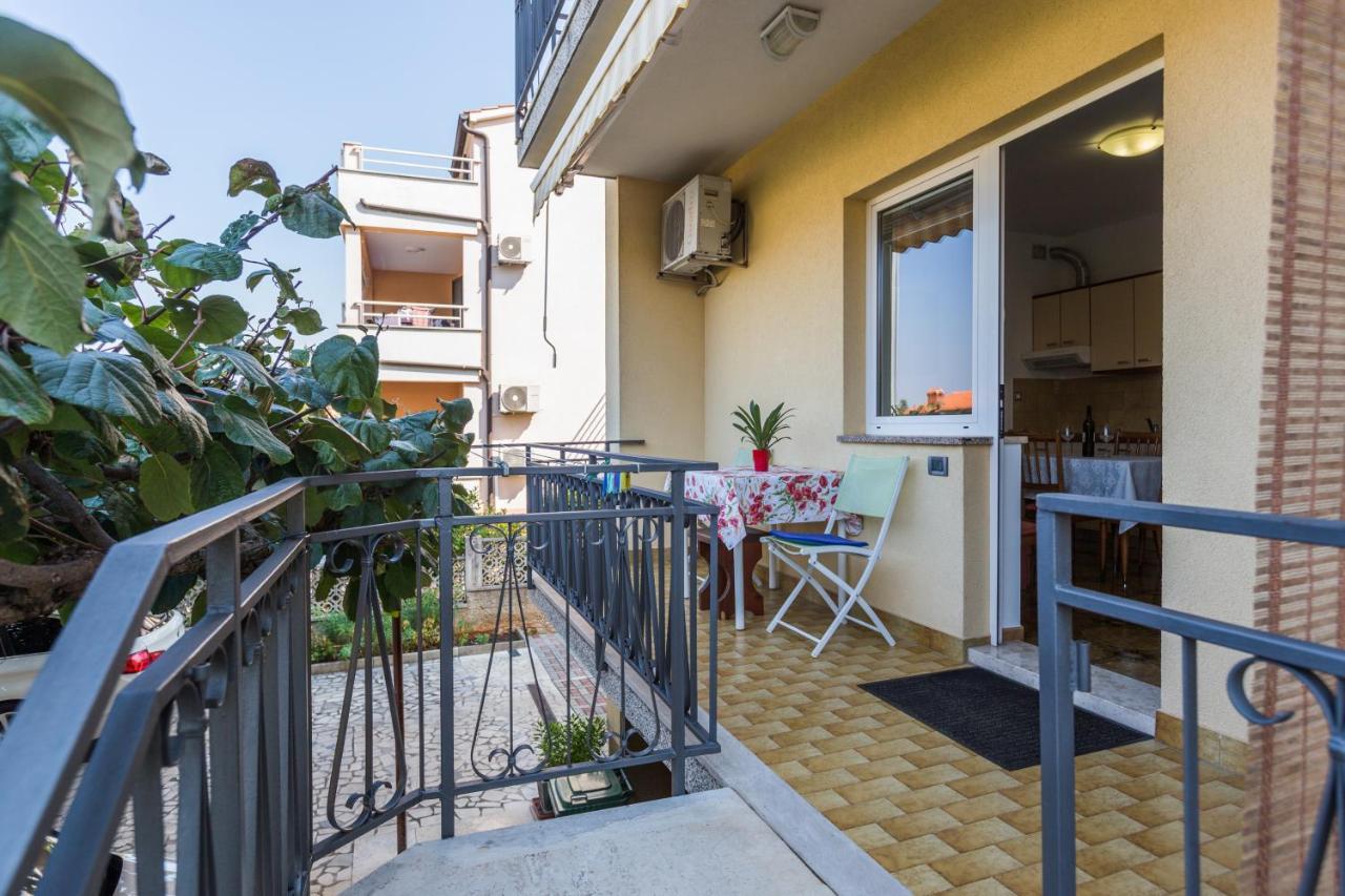 Apartments Maria Пореч Екстериор снимка