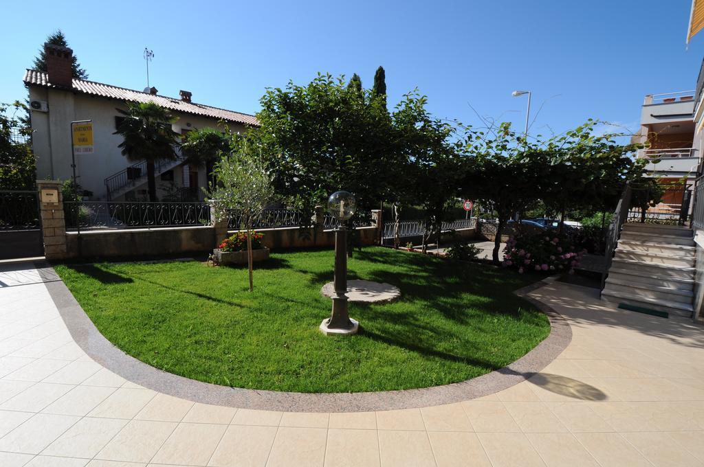 Apartments Maria Пореч Екстериор снимка